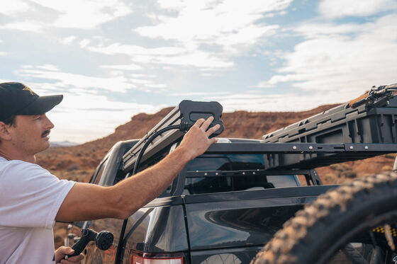 Portable Outdoor Camp Electric Shower Set for Camping Car Washing Pet Bathing Made of Durable Plastic