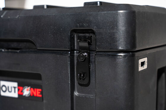 V3+ LLDPE Shell Rugged Storage Box Dust Proof 232L Capacity