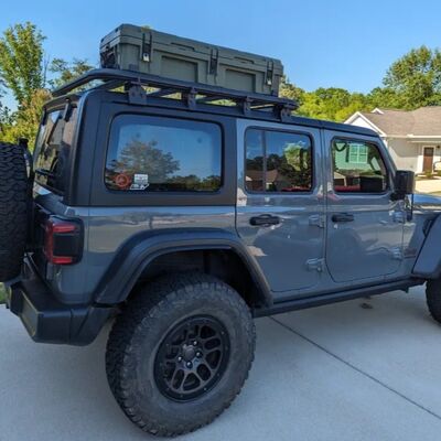 Rugged Storage Case Quick Car Rooftop Mounts Anti Theft On Roof Racks