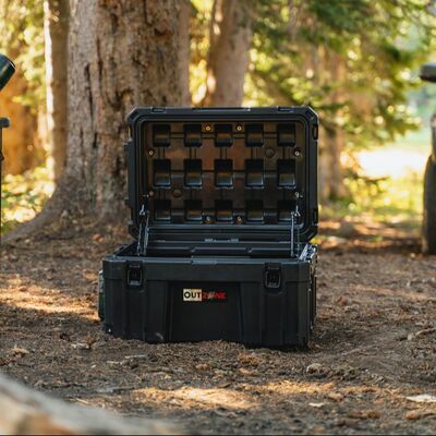V5 LLDPE Rugged Storage Case Interlocking Customized 80L Capacity