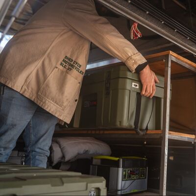 V3+ LLDPE Shell Rugged Storage Box Dust Proof 232L Capacity