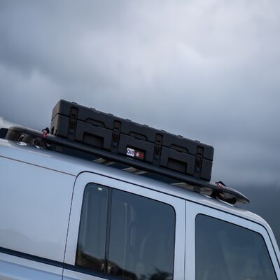 Custom OUTZONE V7 85L Heavy-Duty Rotary-Plastic Tool Box Rigid Case Camping Rotating Transport Truck Roof Luggage Rack ODM