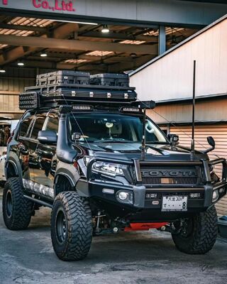 High Quality 162L Rugged Roof Cargo Box Multi-Functional Rotoplastic Toolbox for Heavy Cargo Storage ODM Customizable